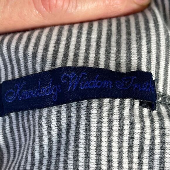 Robert Graham Grey Stripe Trim Quarter Zip Sweater Sz XL - Picture 8 of 9